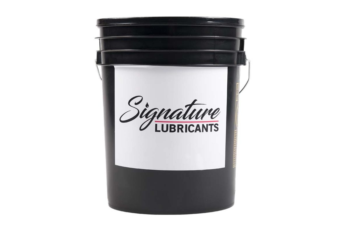 Signature<sup>®</sup> 303 Tractor Fluid
